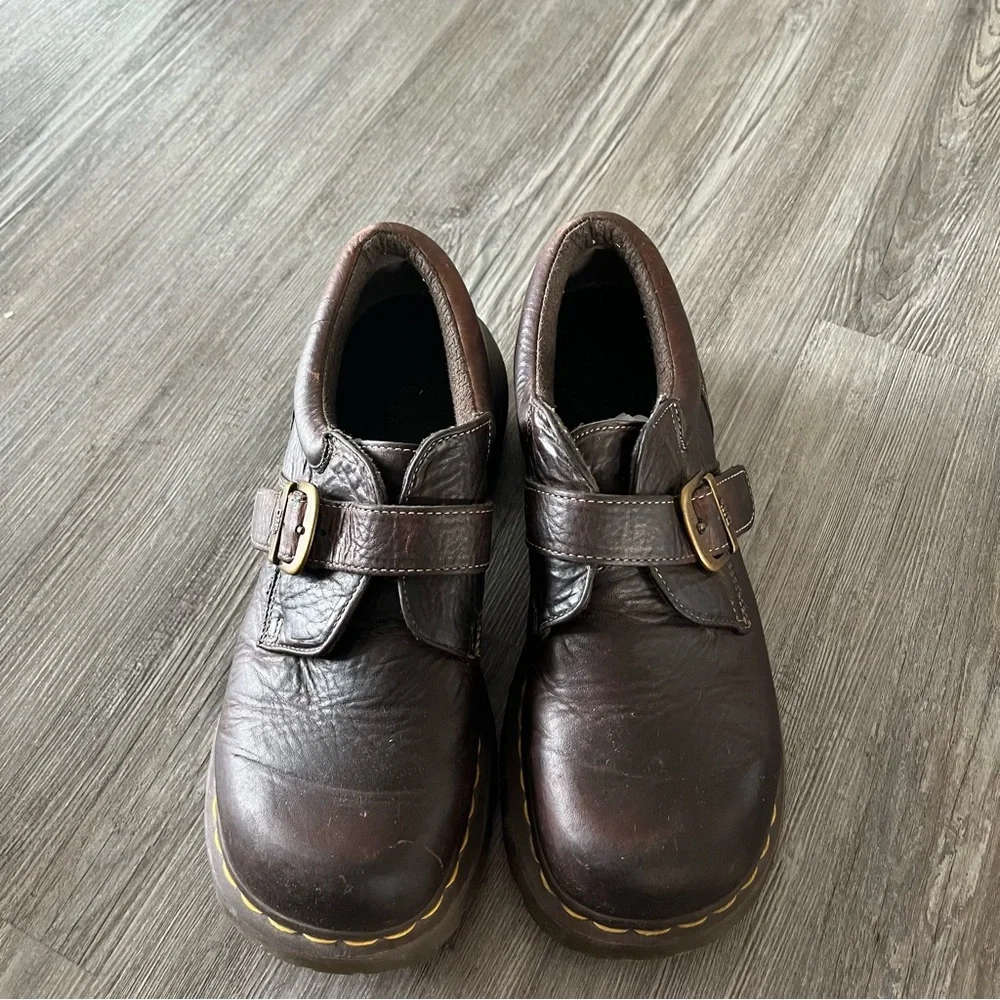 Doc Marten Women's 10/ Men's 9 Leather Shoes - Picture 2 of 10